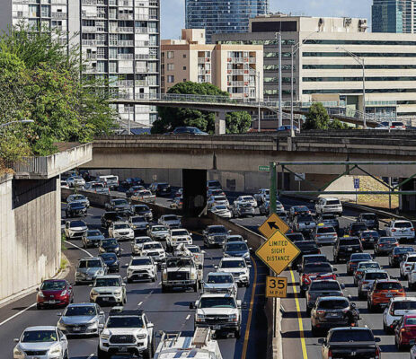 Letter: Trash along freeways spoil island paradise